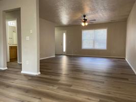 featured image of 1013 Deer Trail Ln