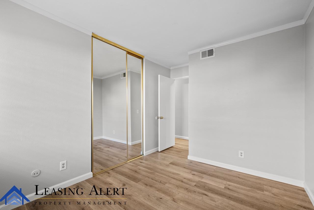 25713 Leticia Dr #1 - Photo 7 of 17
