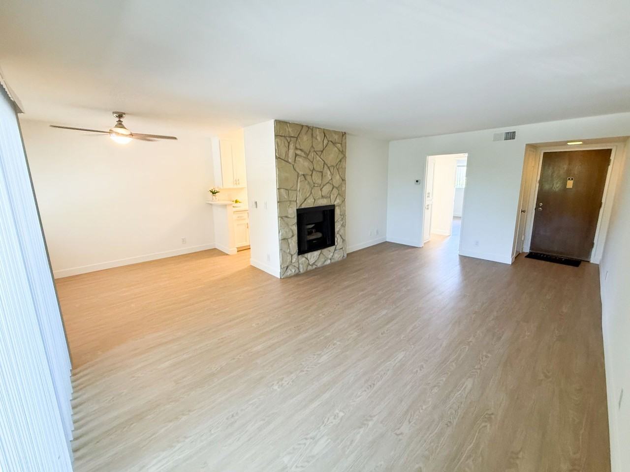 Canyon Glen Apartments - Photo 2 of 17