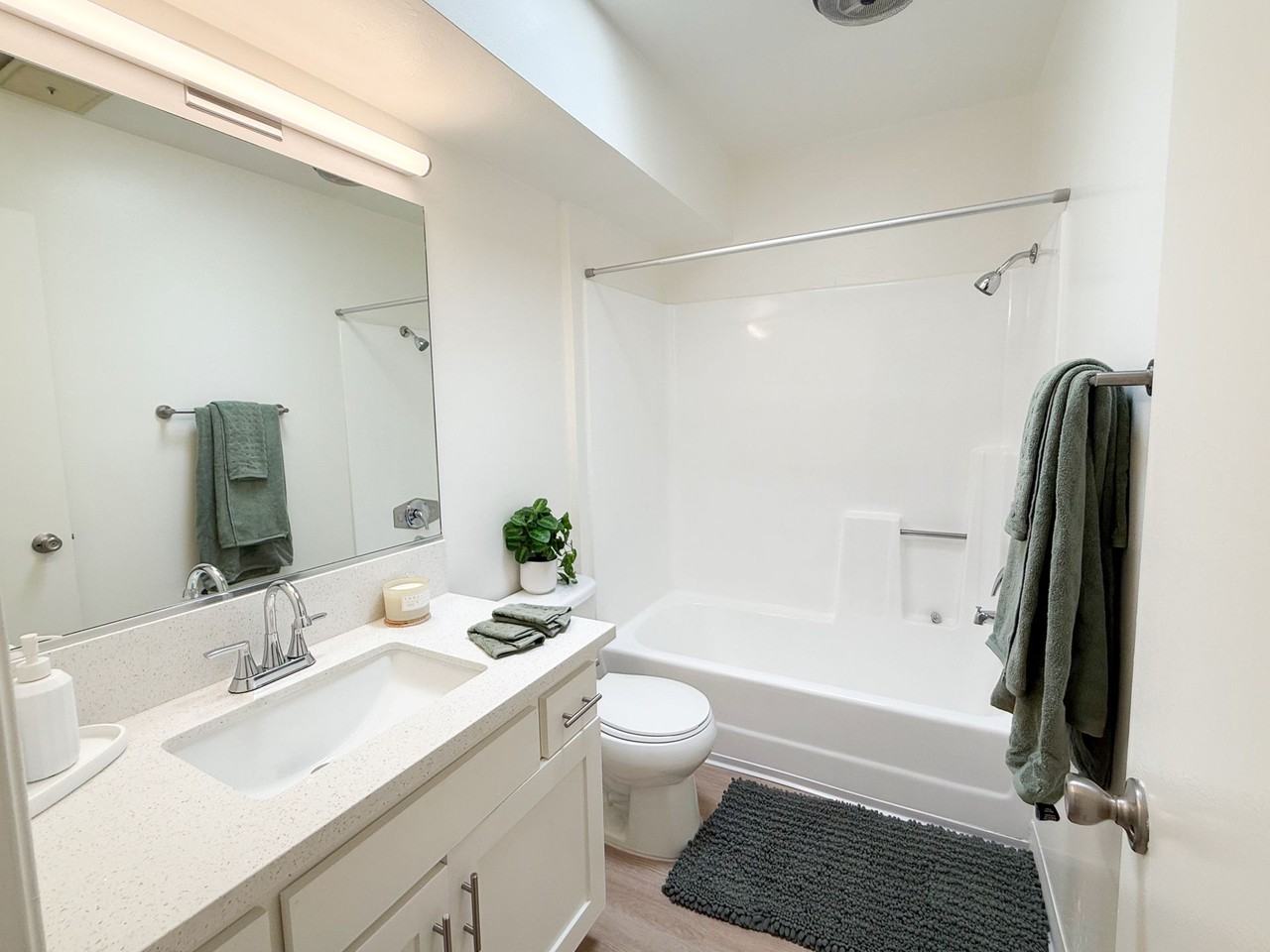 Canyon Glen Apartments - Photo 5 of 17