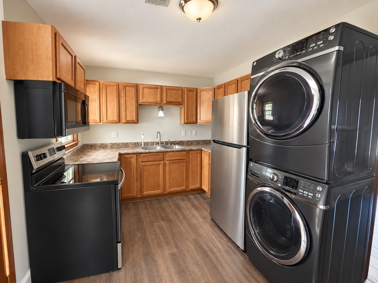 289 Norris Rd - Photo 2 of 7