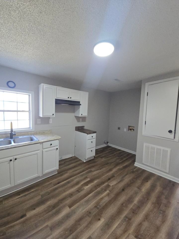 416 Valley Ave #1 - Photo 7 of 14