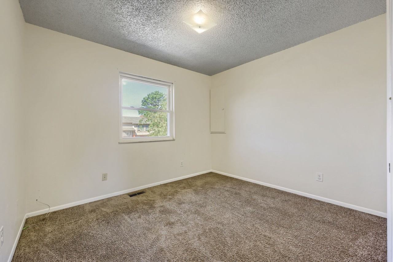4675 Bunchberry Ln #1 - Photo 7 of 17