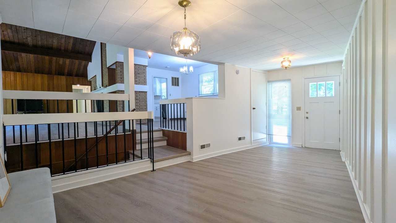 2030 Crestwood Ln #1 - Photo 4 of 20