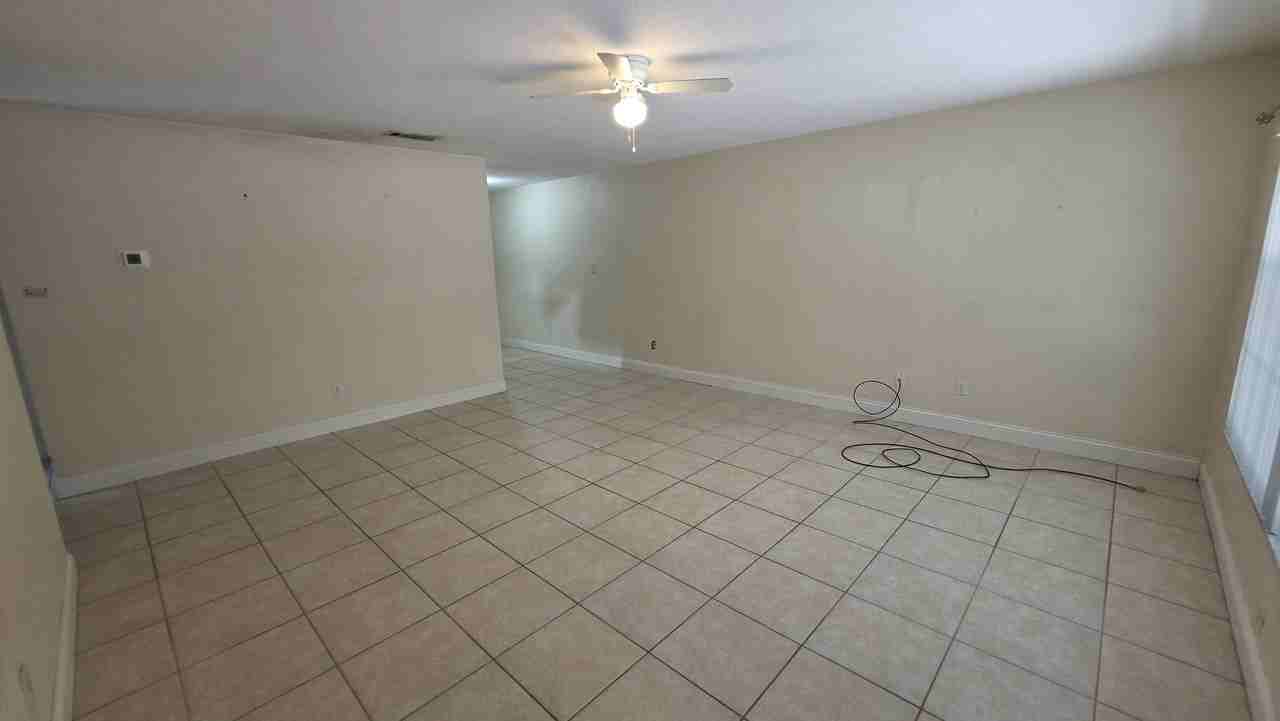 7200 Sw 42nd Pl #1 - Photo 3 of 7