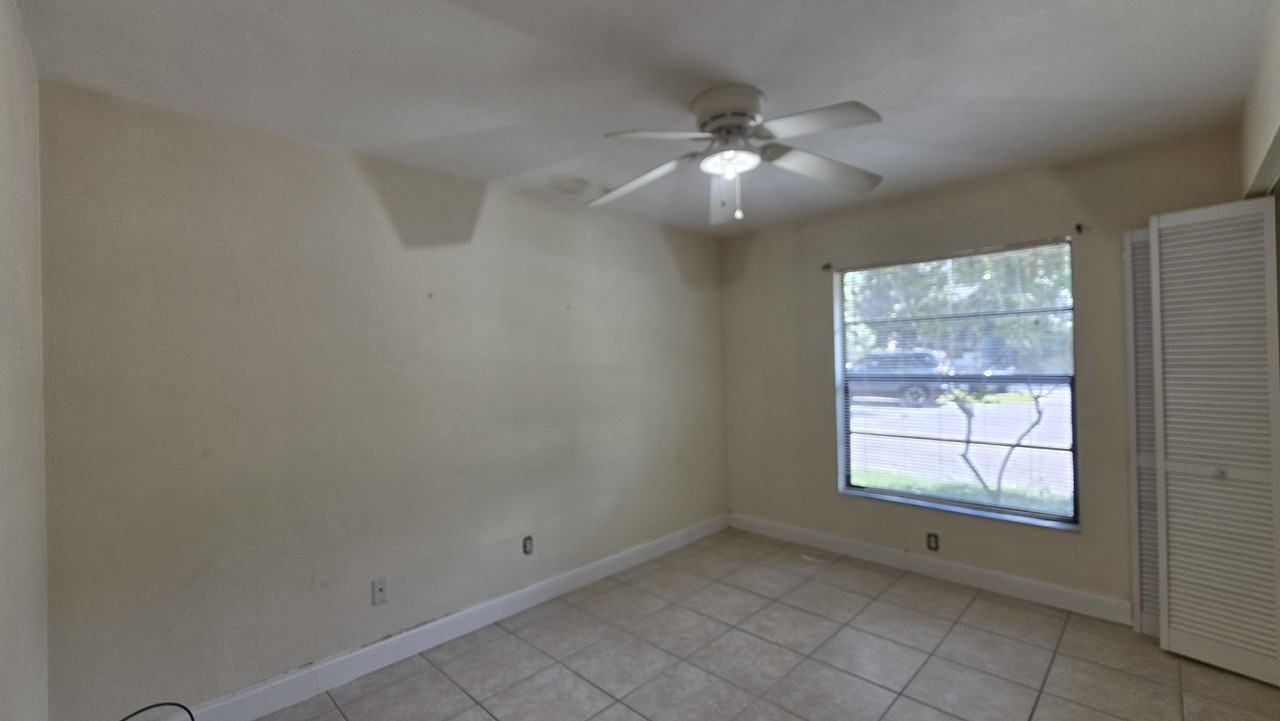 7200 Sw 42nd Pl #1 - Photo 5 of 7