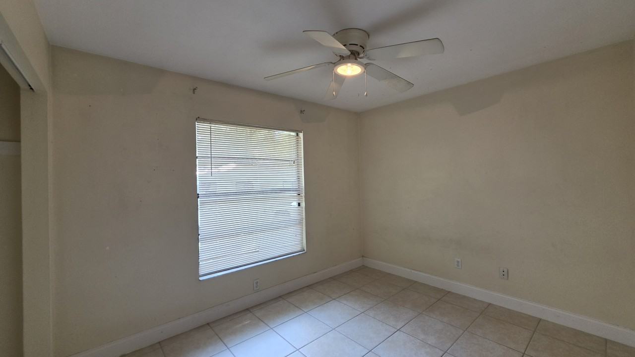 7200 Sw 42nd Pl #1 - Photo 7 of 7