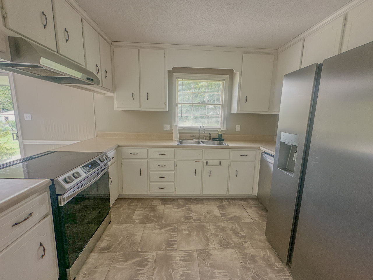1306 W Park Ave #1 - Photo 4 of 22