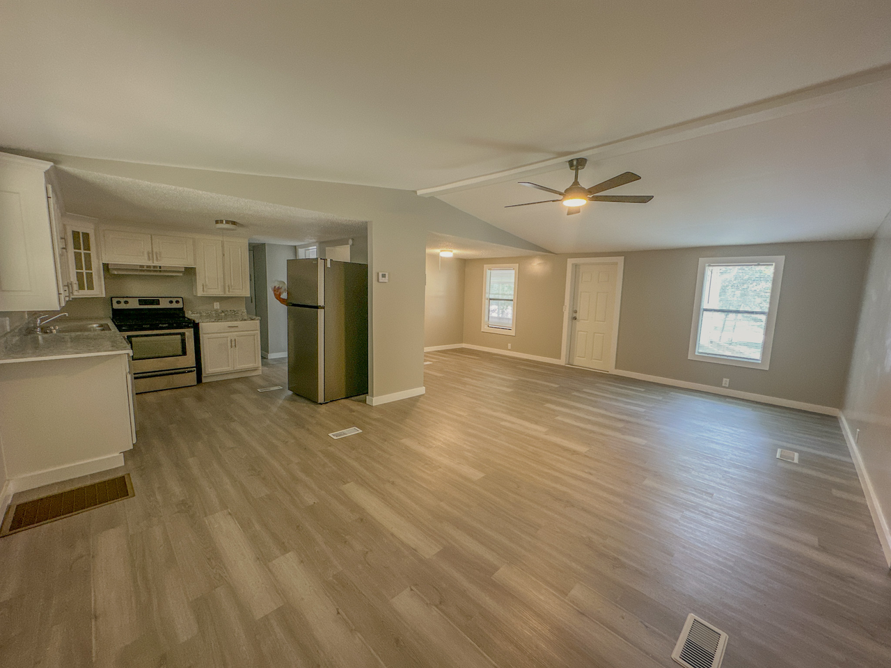 5018 Banksly Cir #1 - Photo 5 of 24