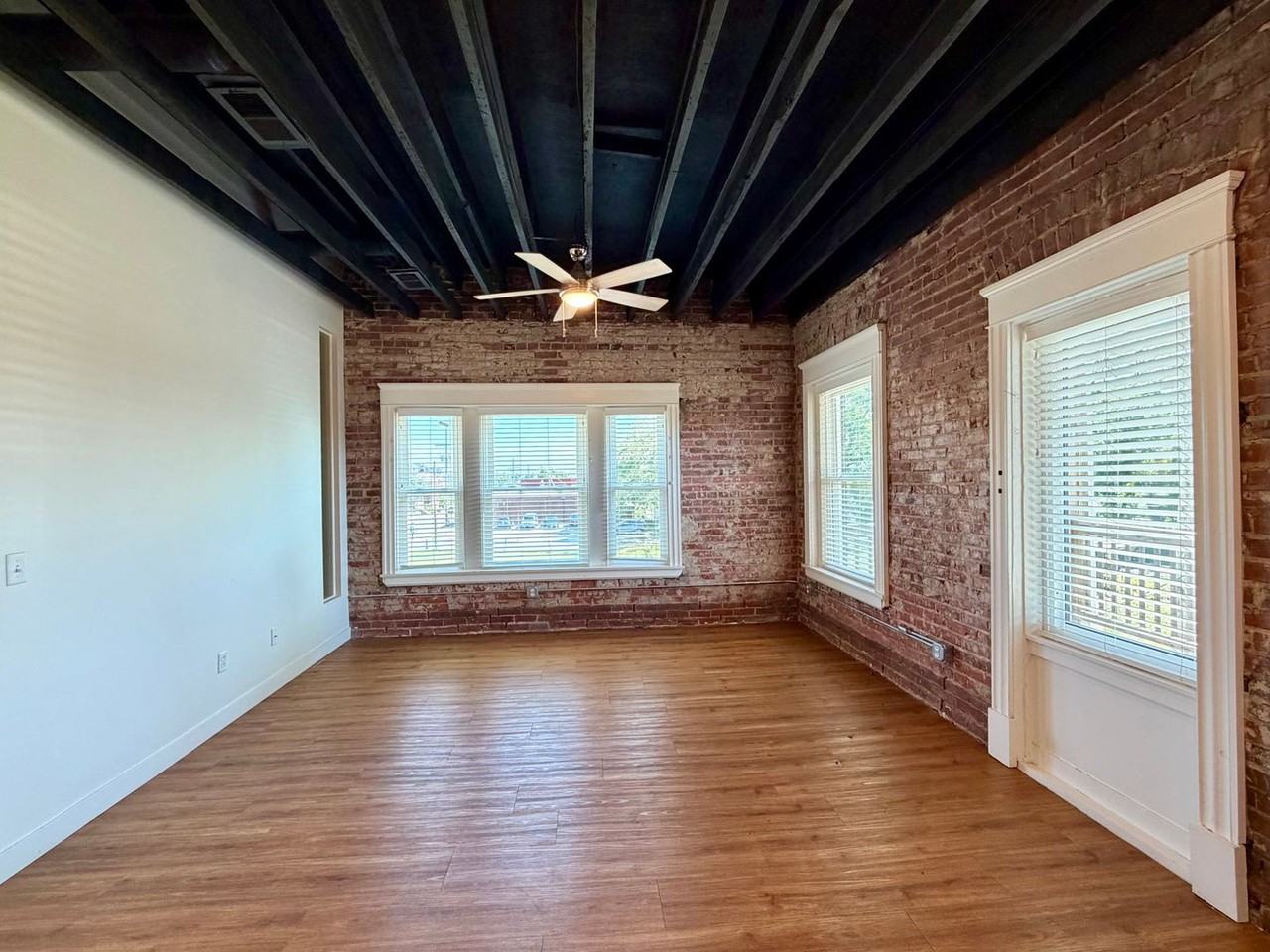 2201 Lexington Ave - Photo 6 of 13