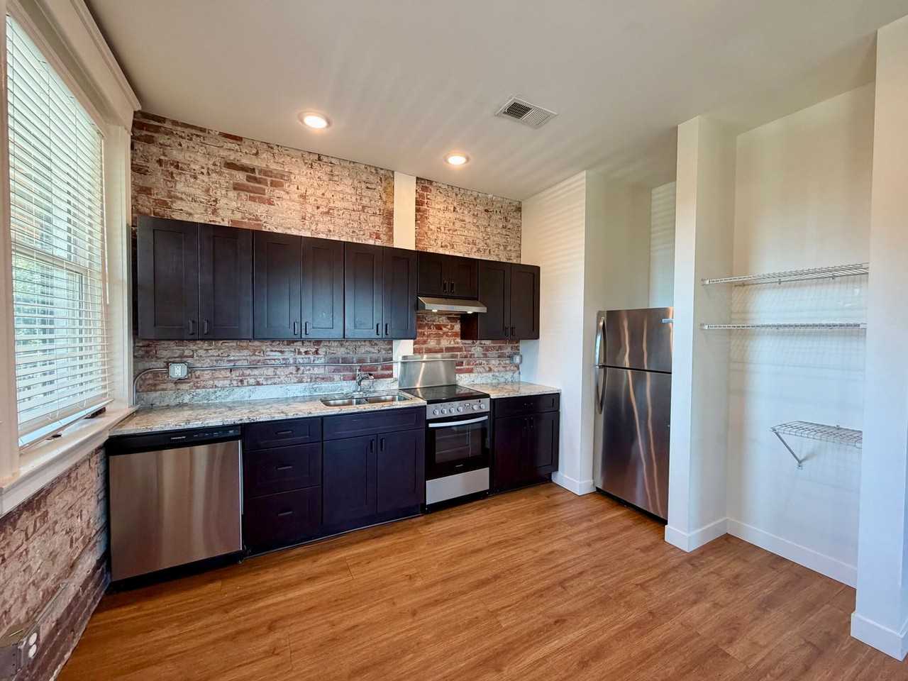 2201 Lexington Ave - Photo 7 of 13