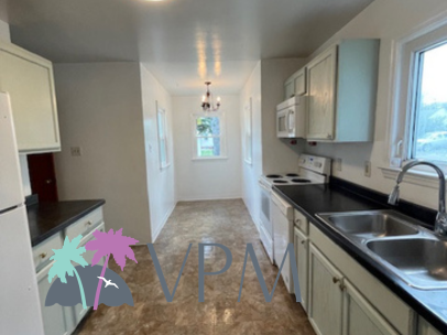 2924 Prast Blvd #1 - Photo 6 of 27