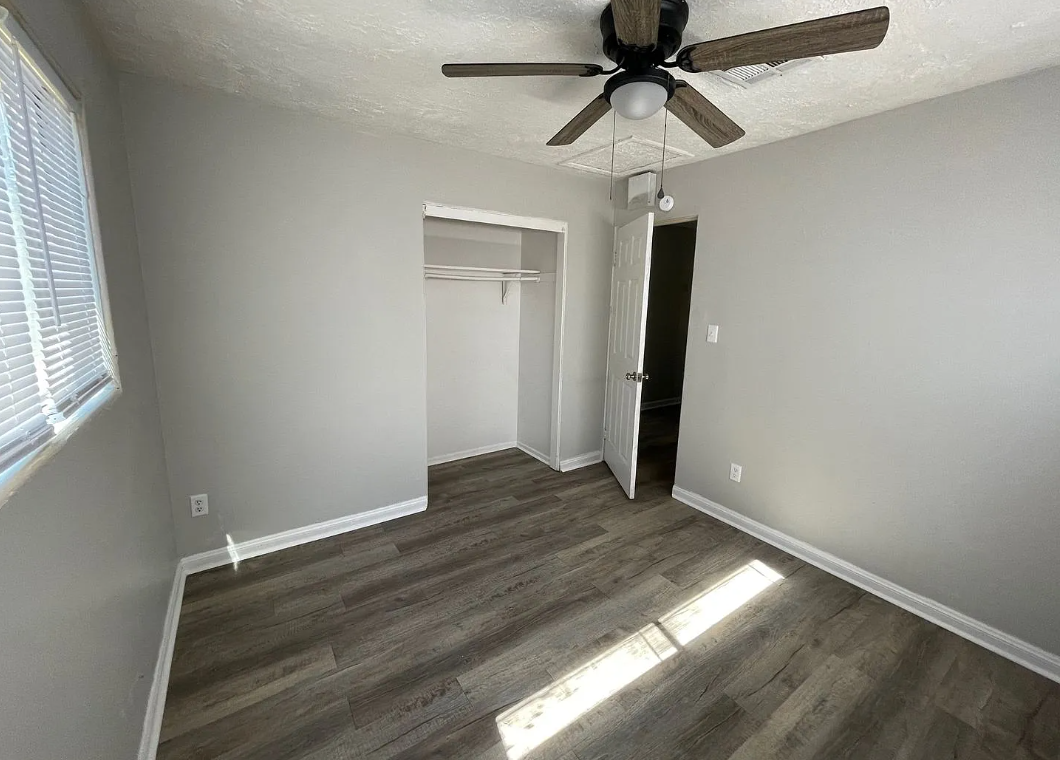 2700 General Arnold Ave #1 - Photo 3 of 6