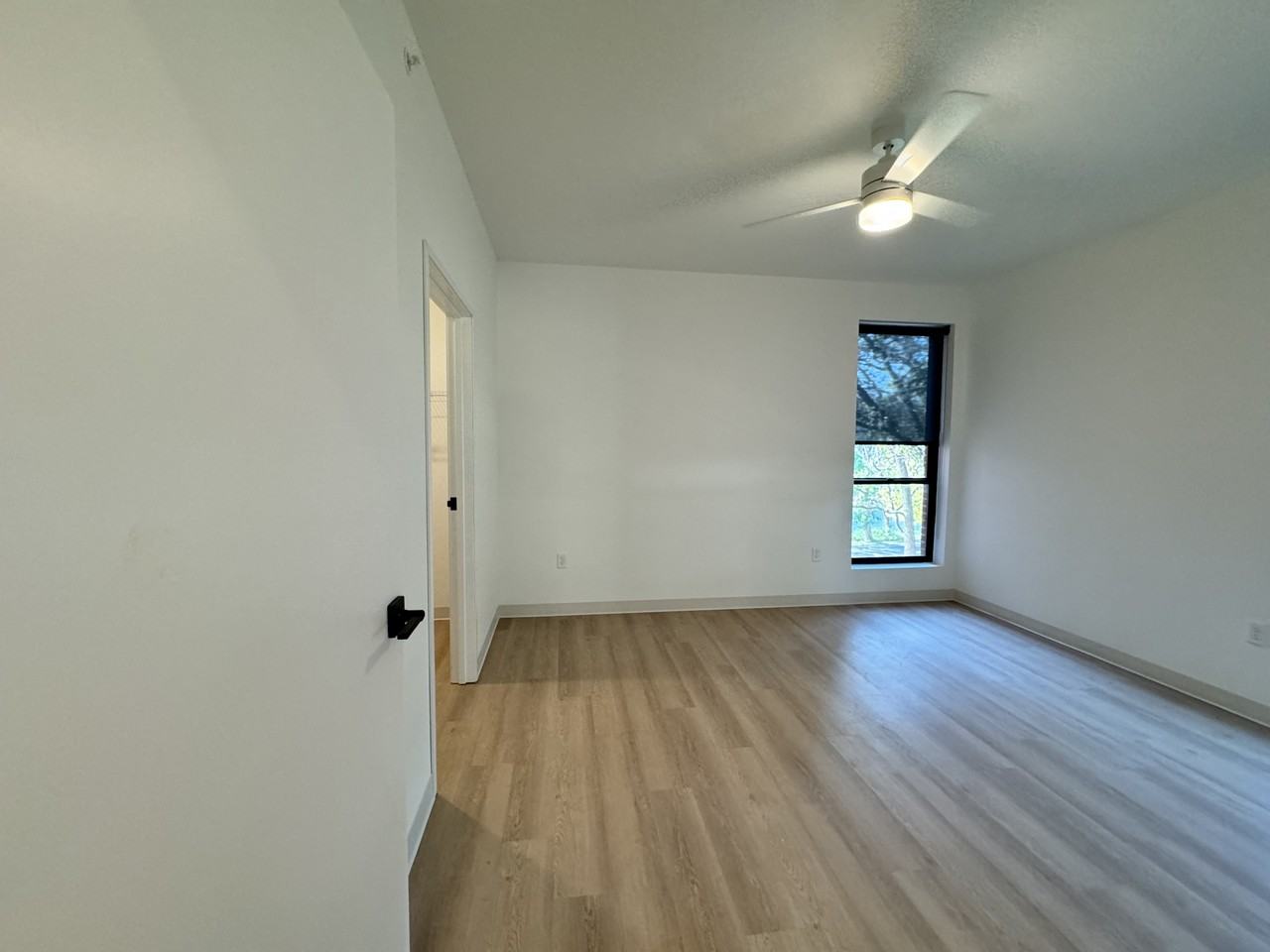 Palisades - 2012340 River Road #201 - Photo 2 of 18