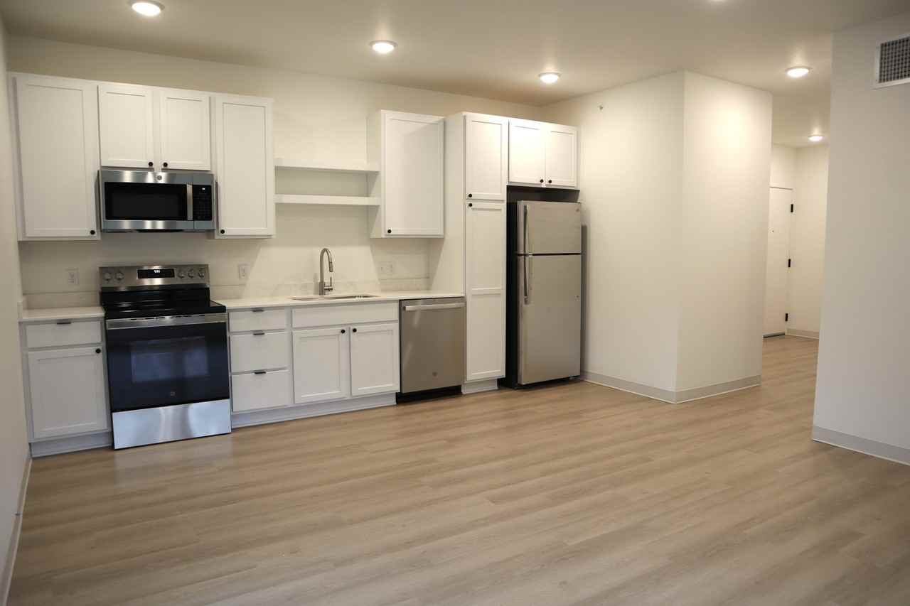 Palisades - 3012340 River Road #301 - Photo 3 of 21