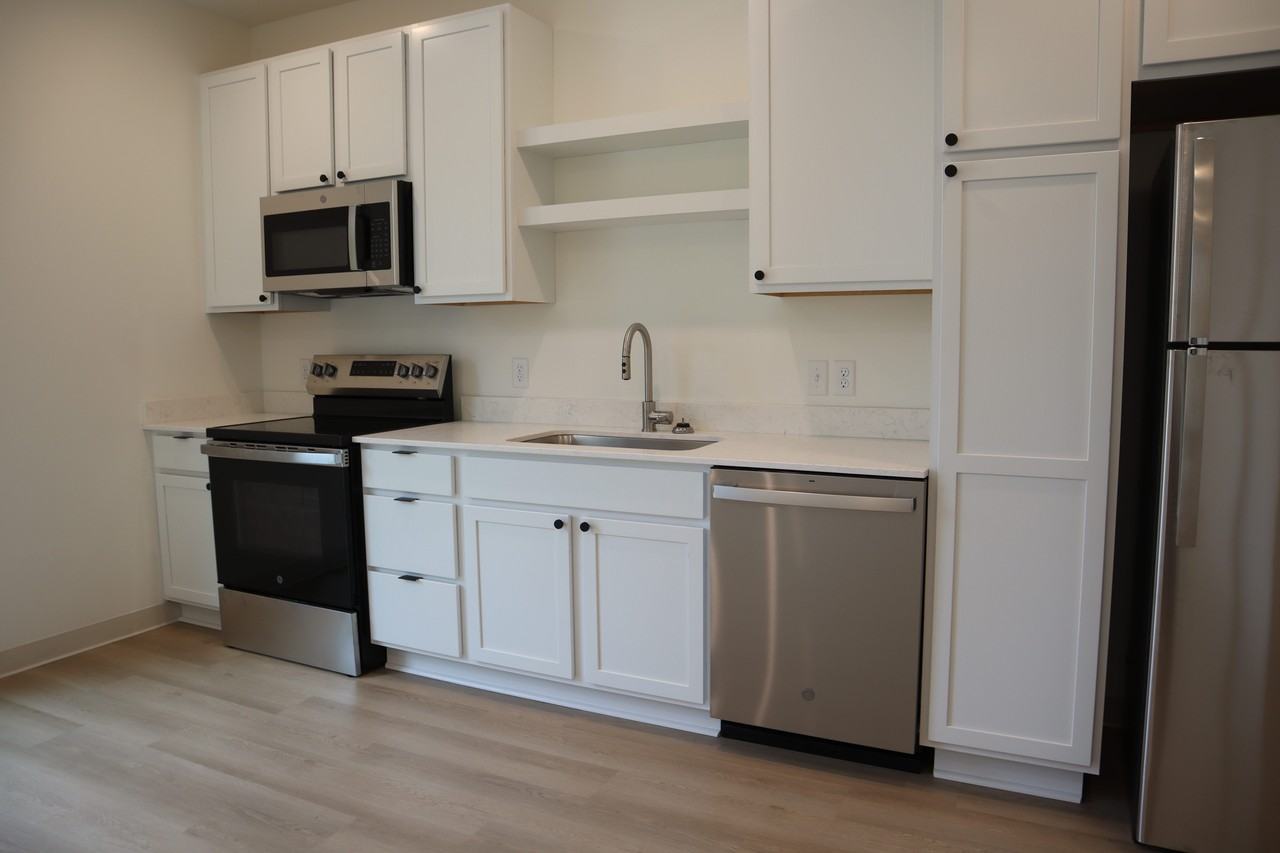 Palisades - 3052340 River Road #305 - Photo 4 of 25