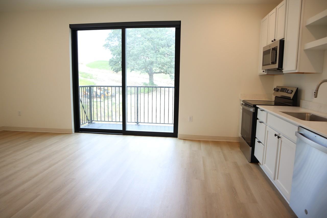 Palisades - 3052340 River Road #305 - Photo 5 of 25