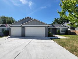 featured image of 1951 W 39th Ave #1