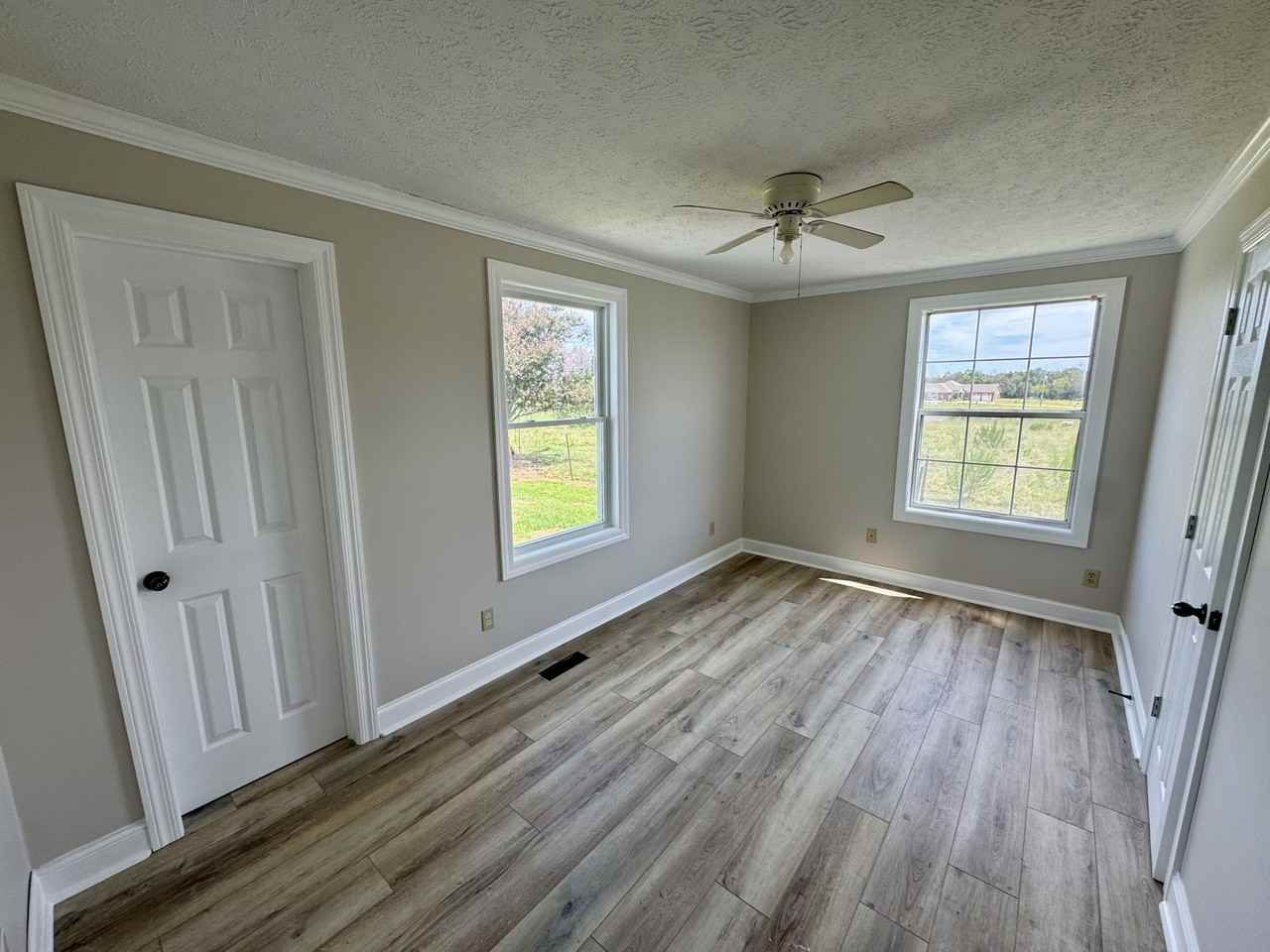 16260 Poplar Creek Rd #1 - Photo 6 of 10