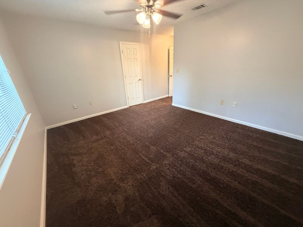 2127 Houston Ave Apt A - Photo 7 of 13