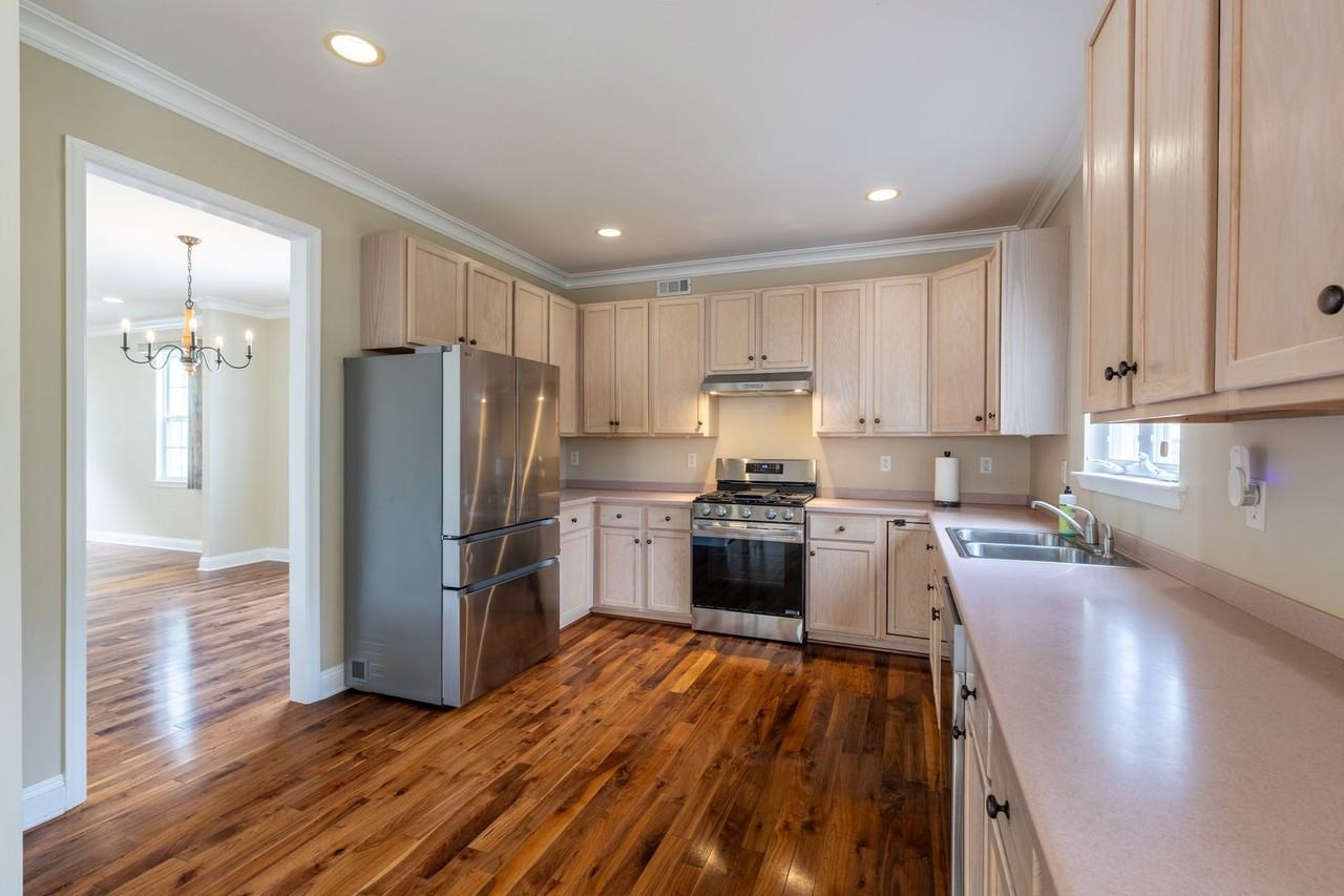 87 Timberhill Dr - Photo 6 of 25