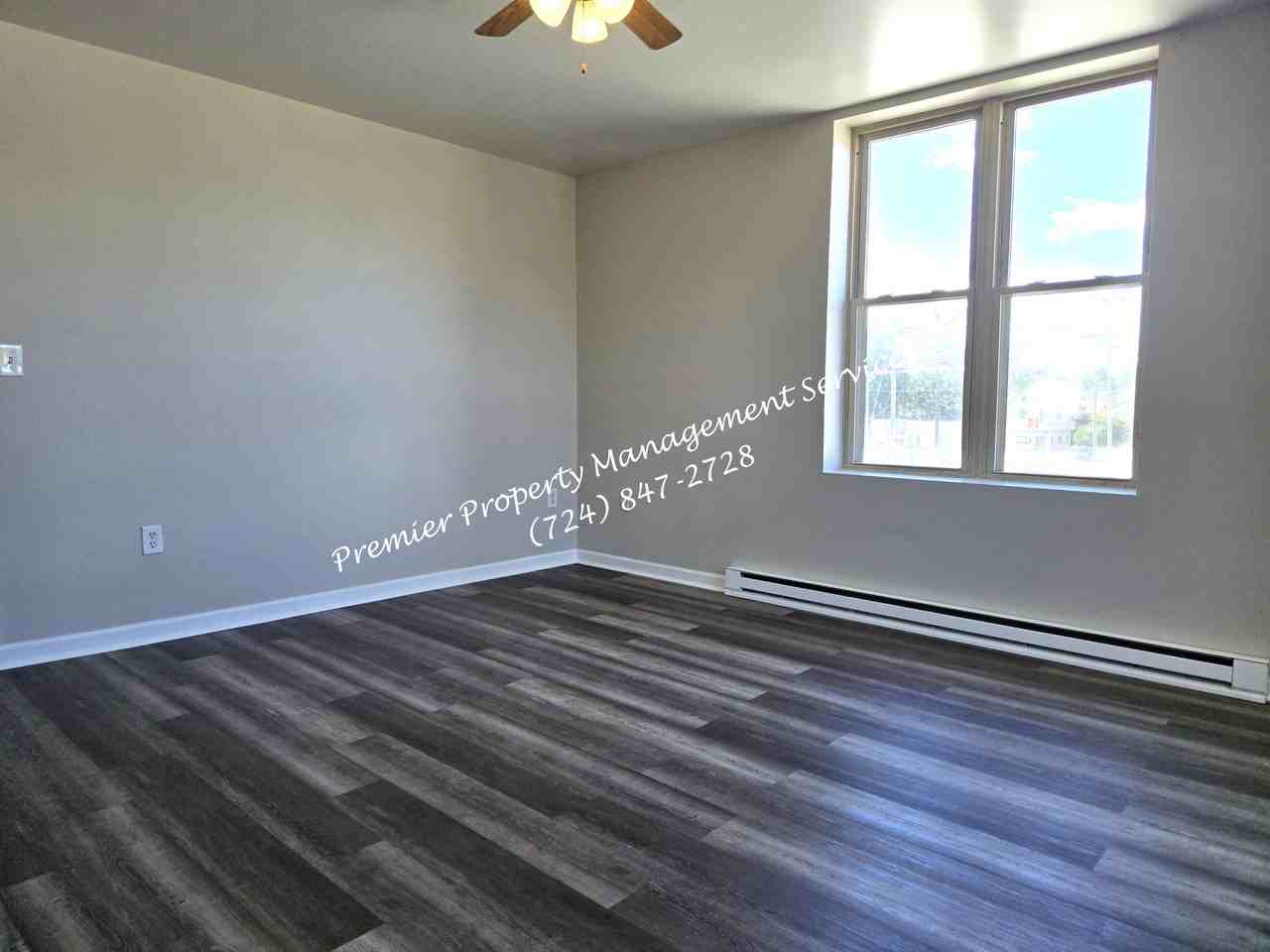 211 E. Wallace Avenue2 #2 - Photo 5 of 17