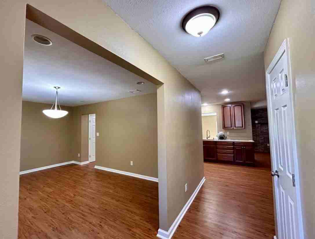 11925 Longwood Dr #1 - Photo 3 of 11