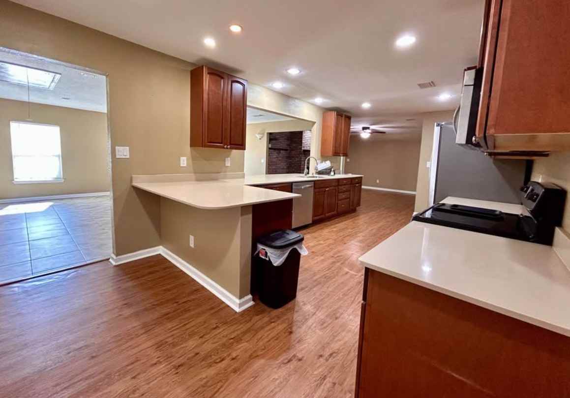 11925 Longwood Dr #1 - Photo 5 of 11