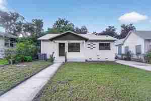featured image of 1520 President St #1