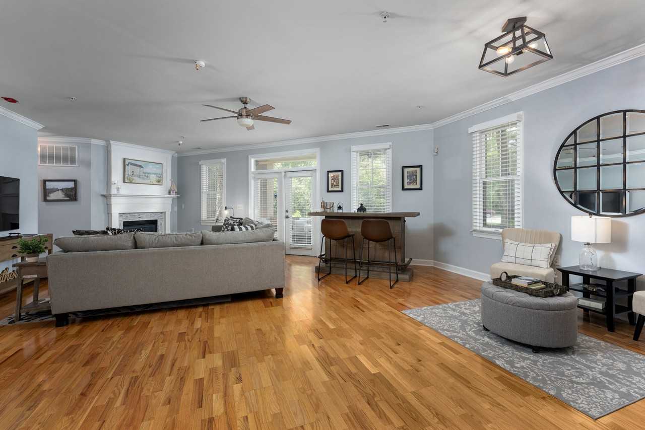 636 Village Park Dr #1 - Photo 4 of 32