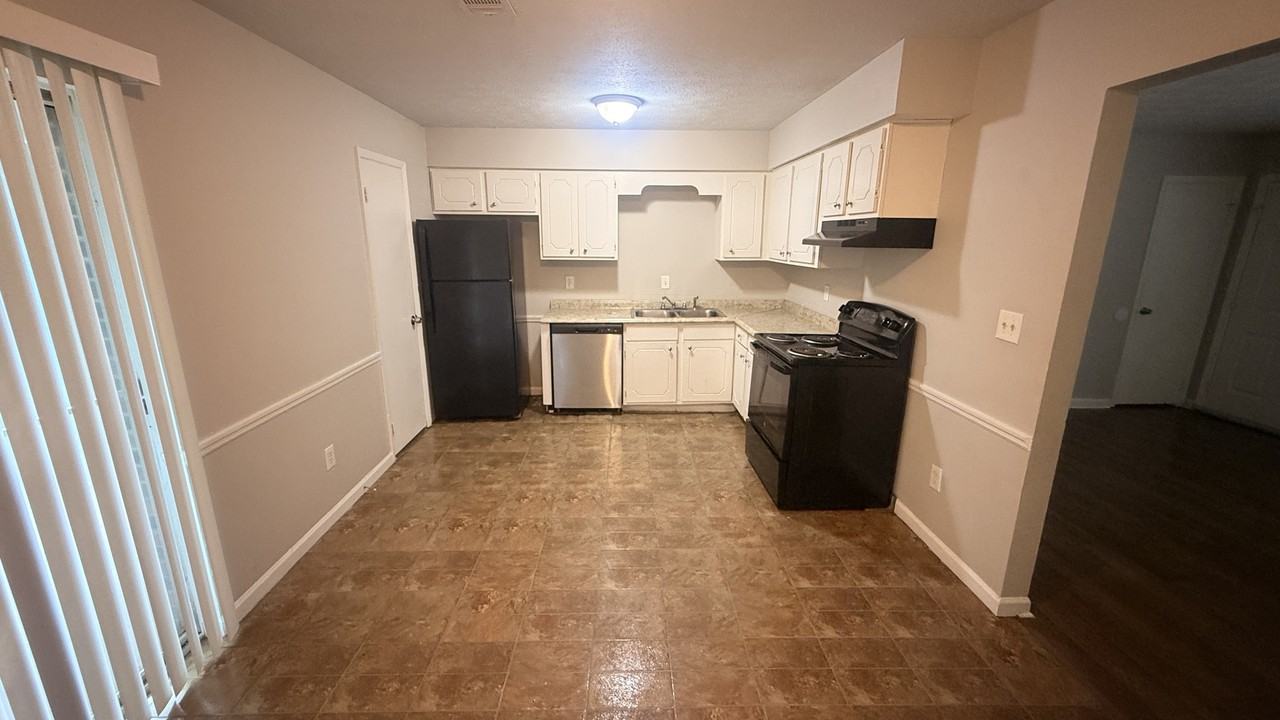 1313 Jersey St #1 - Photo 2 of 7