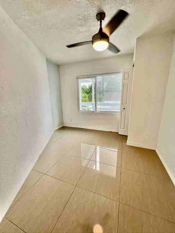 4801 14th Avenue South - 2Unit 2 #2 - Photo 5 of 11