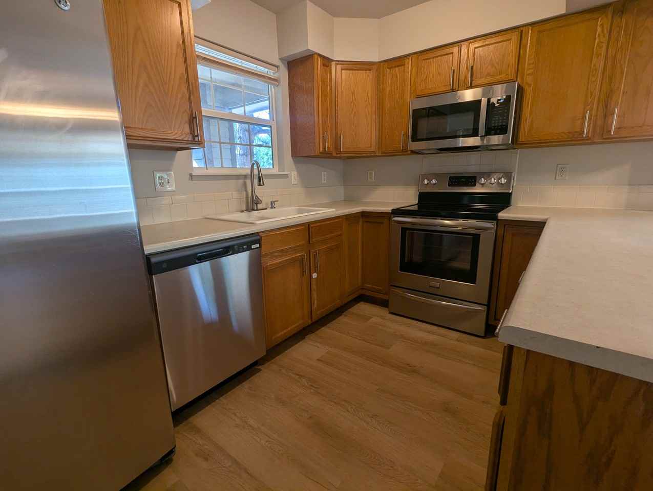 4515 Starflower Dr #D - Photo 5 of 16