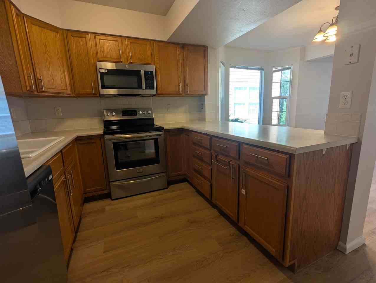 4515 Starflower Dr #D - Photo 6 of 16