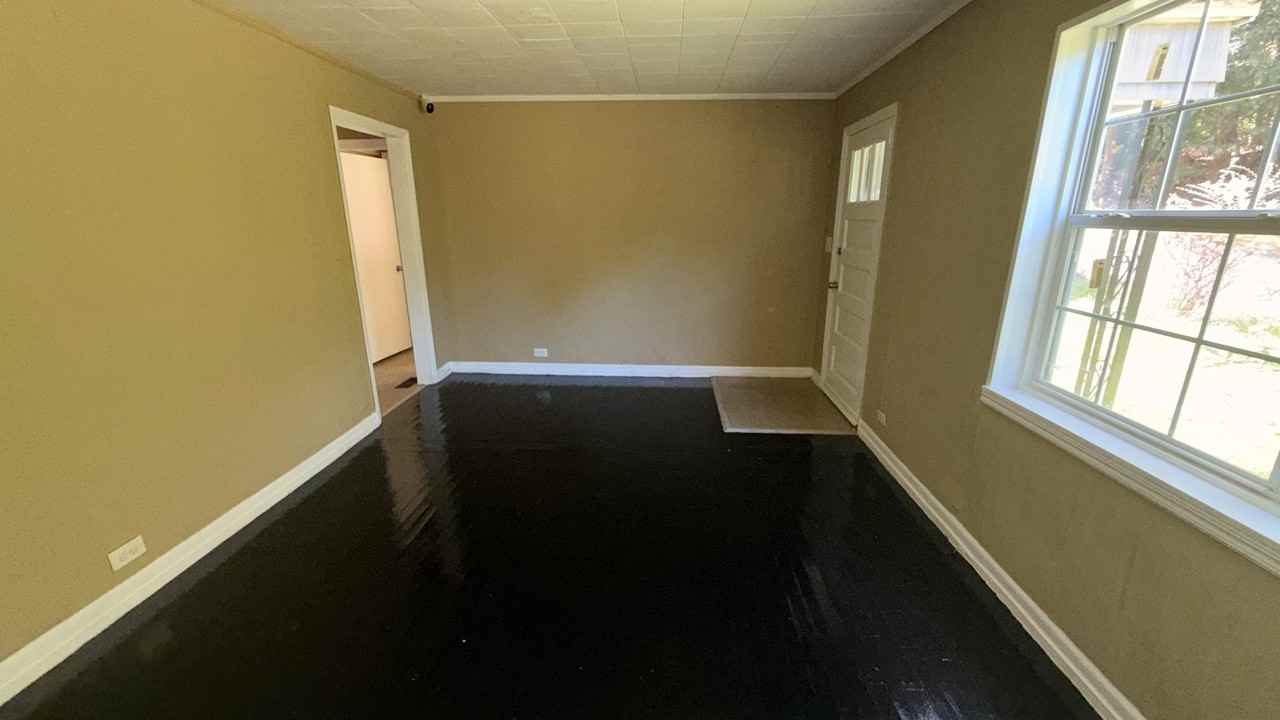 513 Rose Hill Rd #1 - Photo 2 of 6