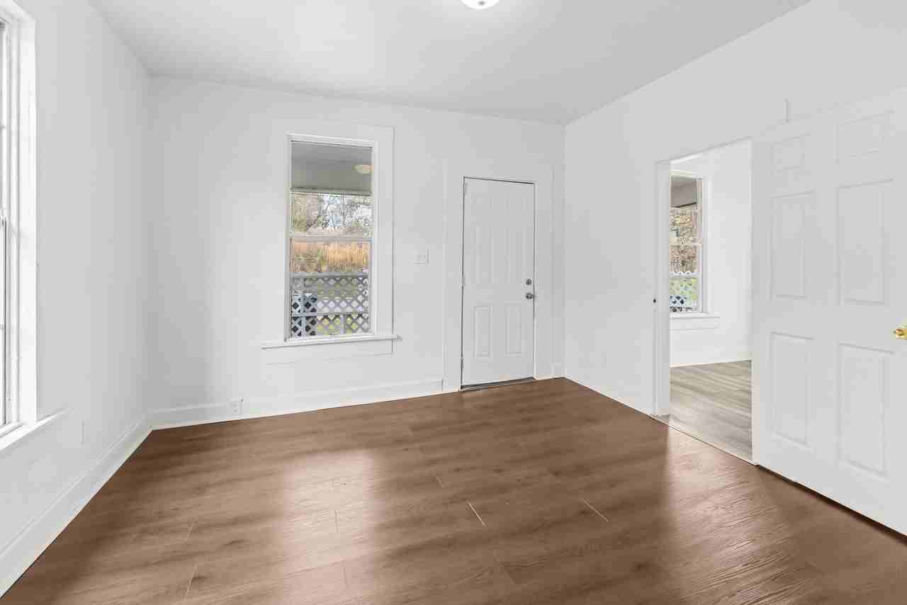 1563 Martin Ave #1 - Photo 3 of 19