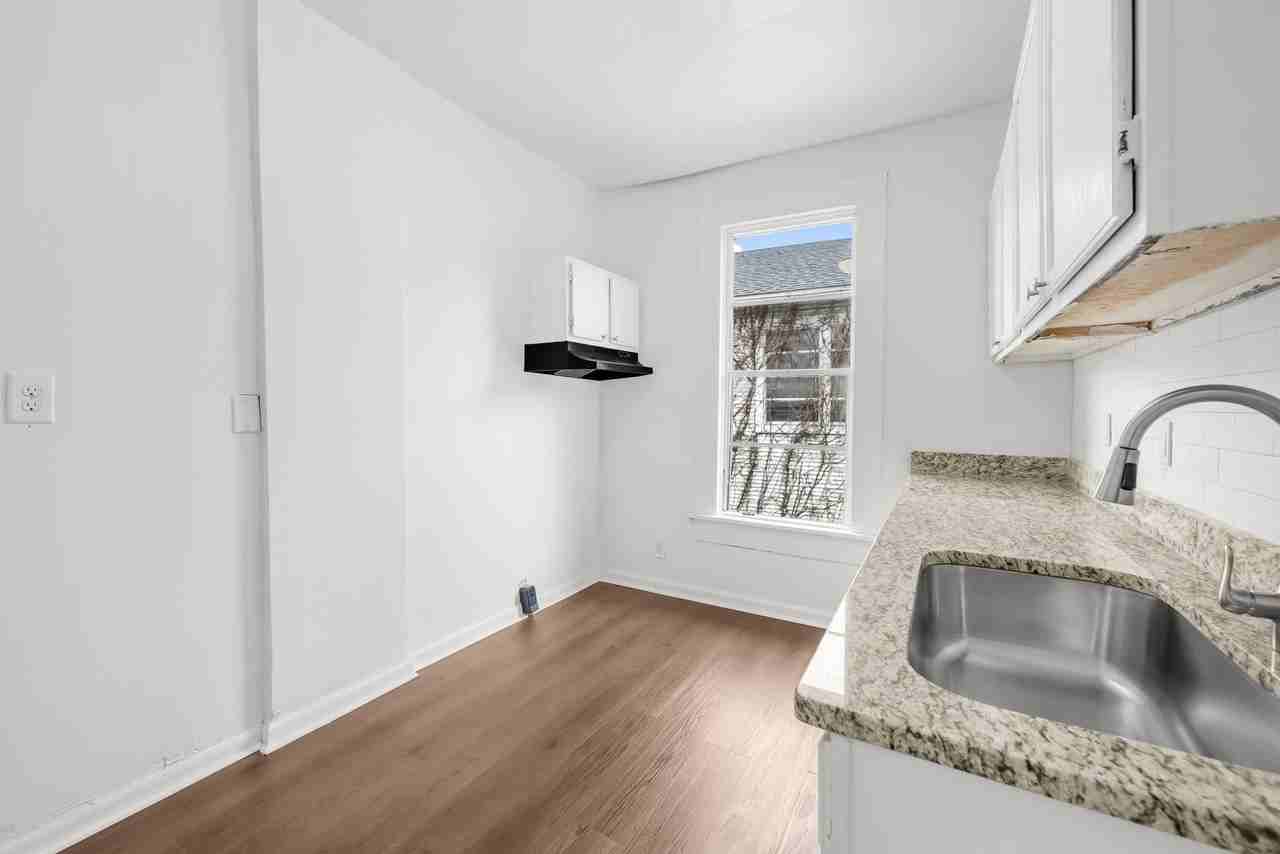 1563 Martin Ave #1 - Photo 7 of 19