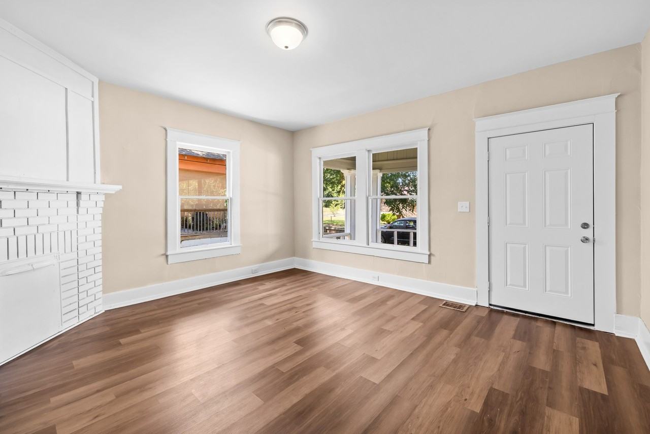 1437 Princeton Ave Sw #1 - Photo 6 of 18