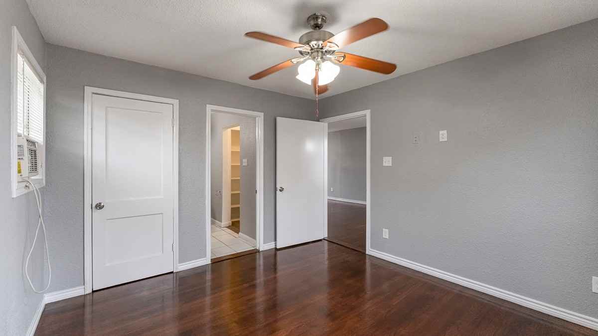 2513 Cincinnati Ave #1 - Photo 6 of 10