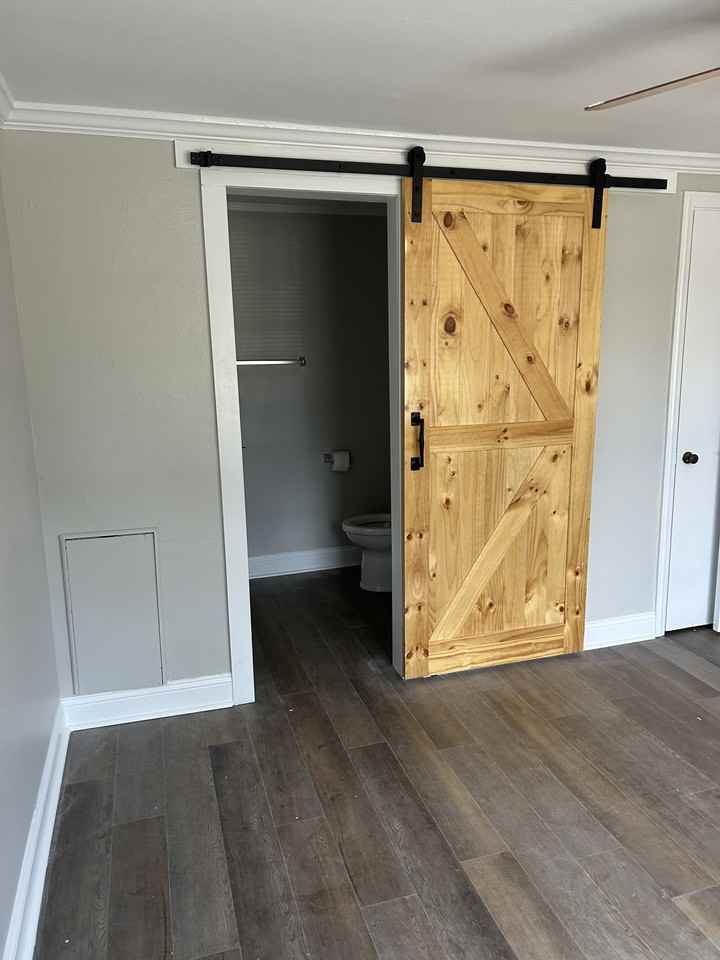 606 1st Ave S #1 - Photo 7 of 13