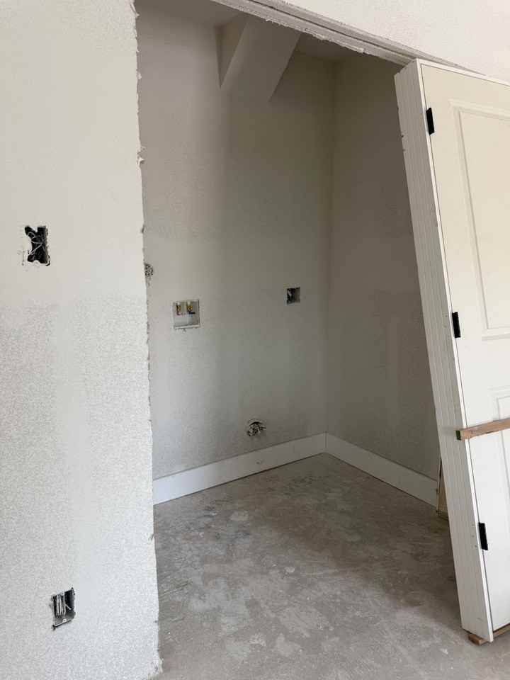 8820 Brandon St #D - Photo 7 of 16