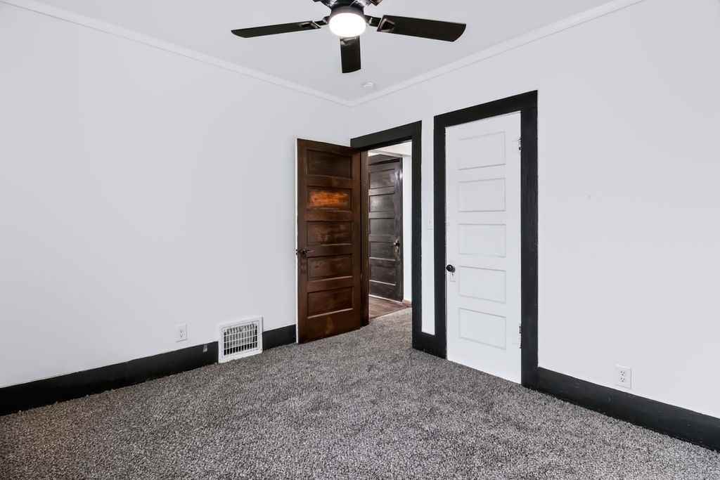 123 E North St #1 - Photo 5 of 33