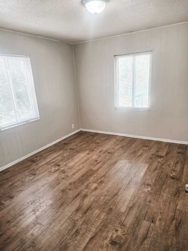 Arlington - Photo 5 of 11