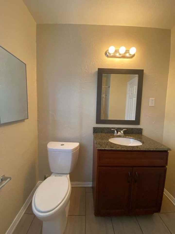 2033 Cedar Ave - Photo 6 of 8