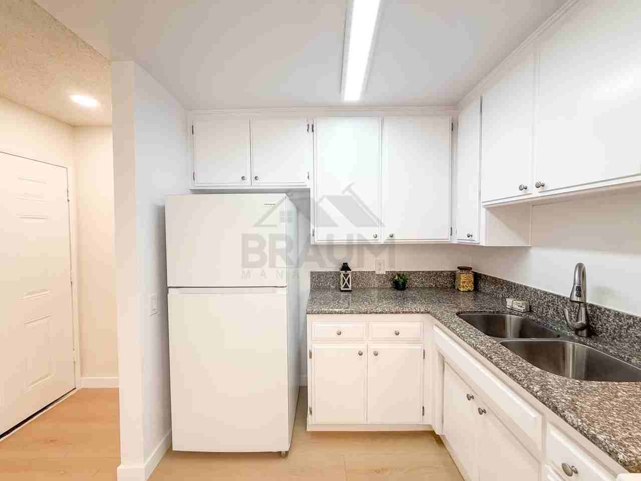 11007 HARTSOOK ST. - Photo 4 of 45