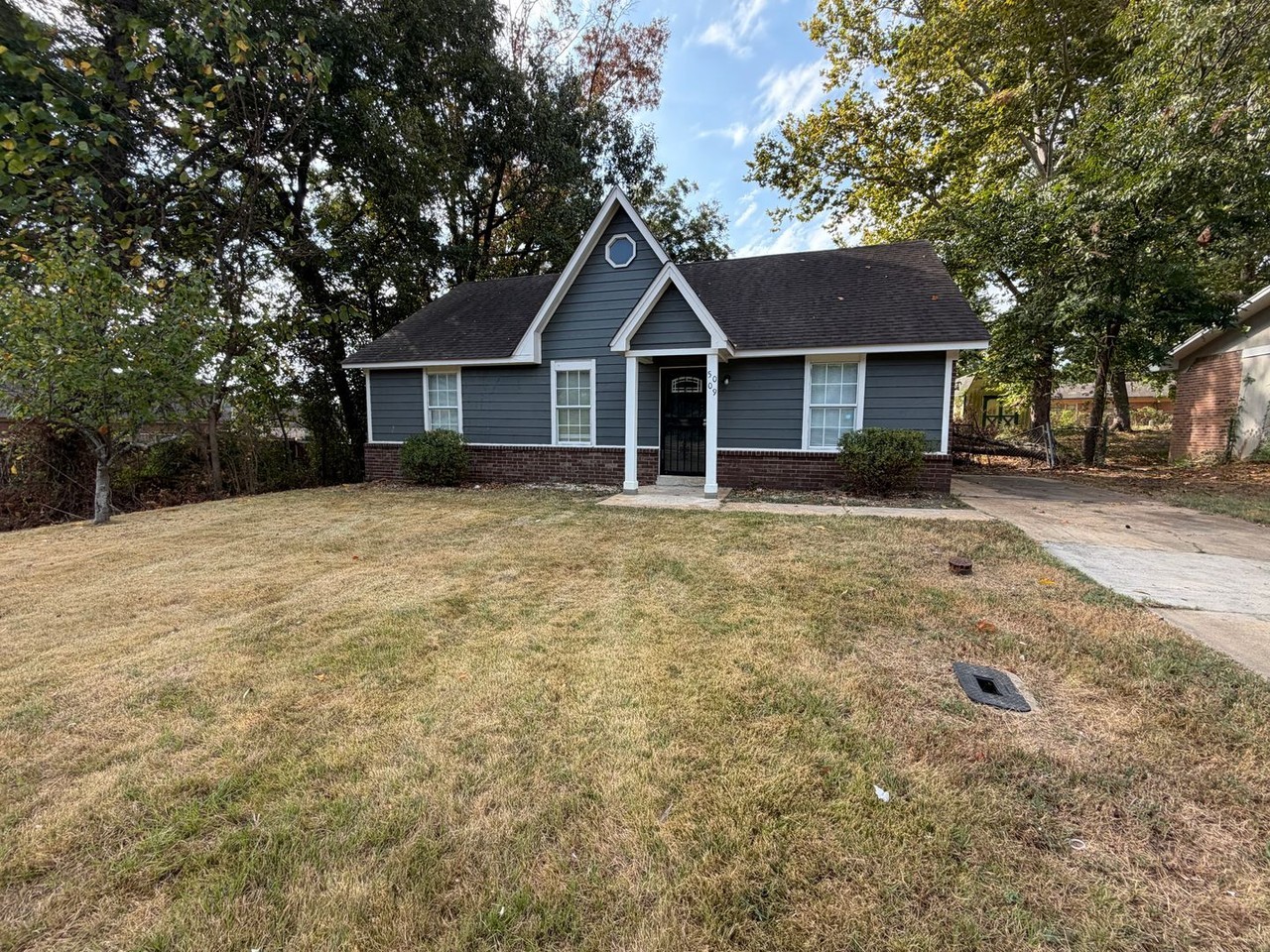 5009 Nail Rd - Photo 2 of 15