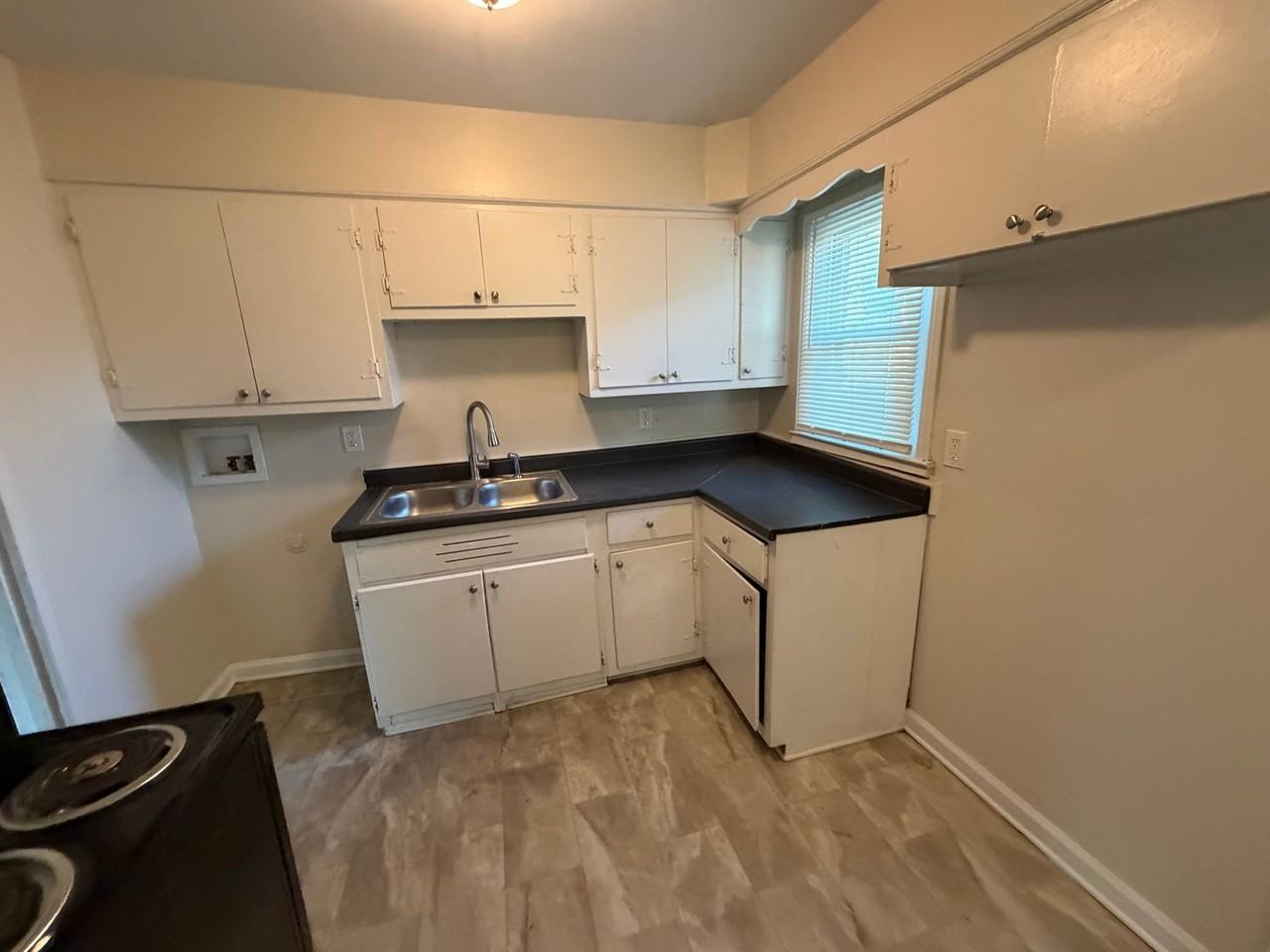 3687 Windcrest Rd - Photo 5 of 12