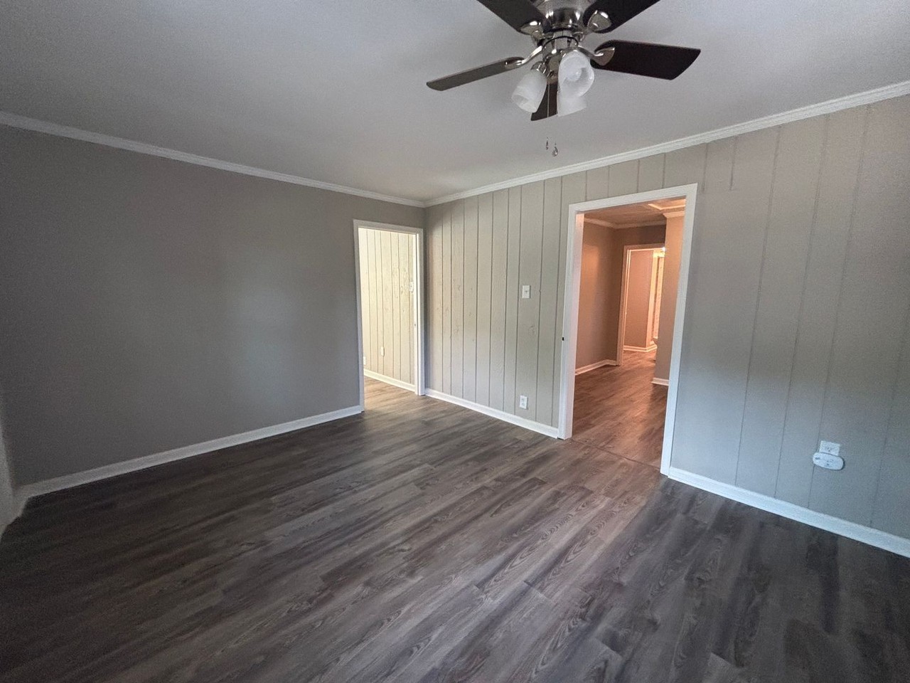 2887 Woodlawn Ter - Photo 6 of 19