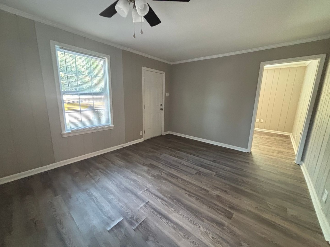 2887 Woodlawn Ter - Photo 7 of 19