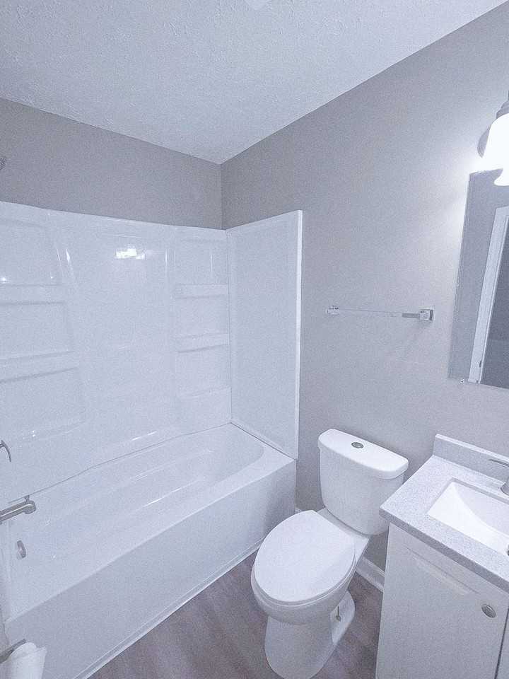 3200 Maple Ridge Court - Photo 6 of 12